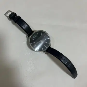 Calvin Klein Glow K2B231 손목시계 블랙 다이얼