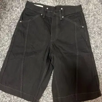 ZARA 블랙 숏팬츠 EUR 36