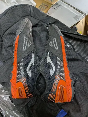 참고 가격 12500엔 Joma Mundial 풋살화