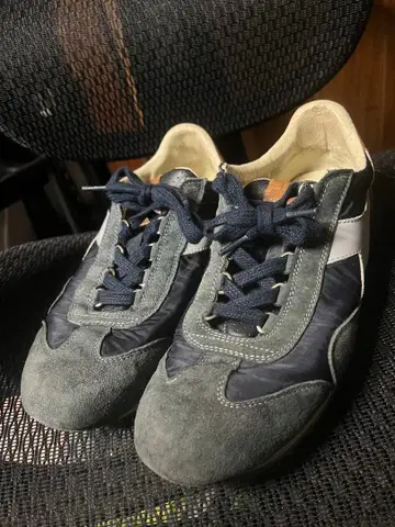 Diadora 헤리티지 네이비 그레이