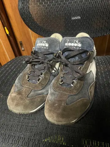 Diadora Heritage 1975 스니커즈 26cm