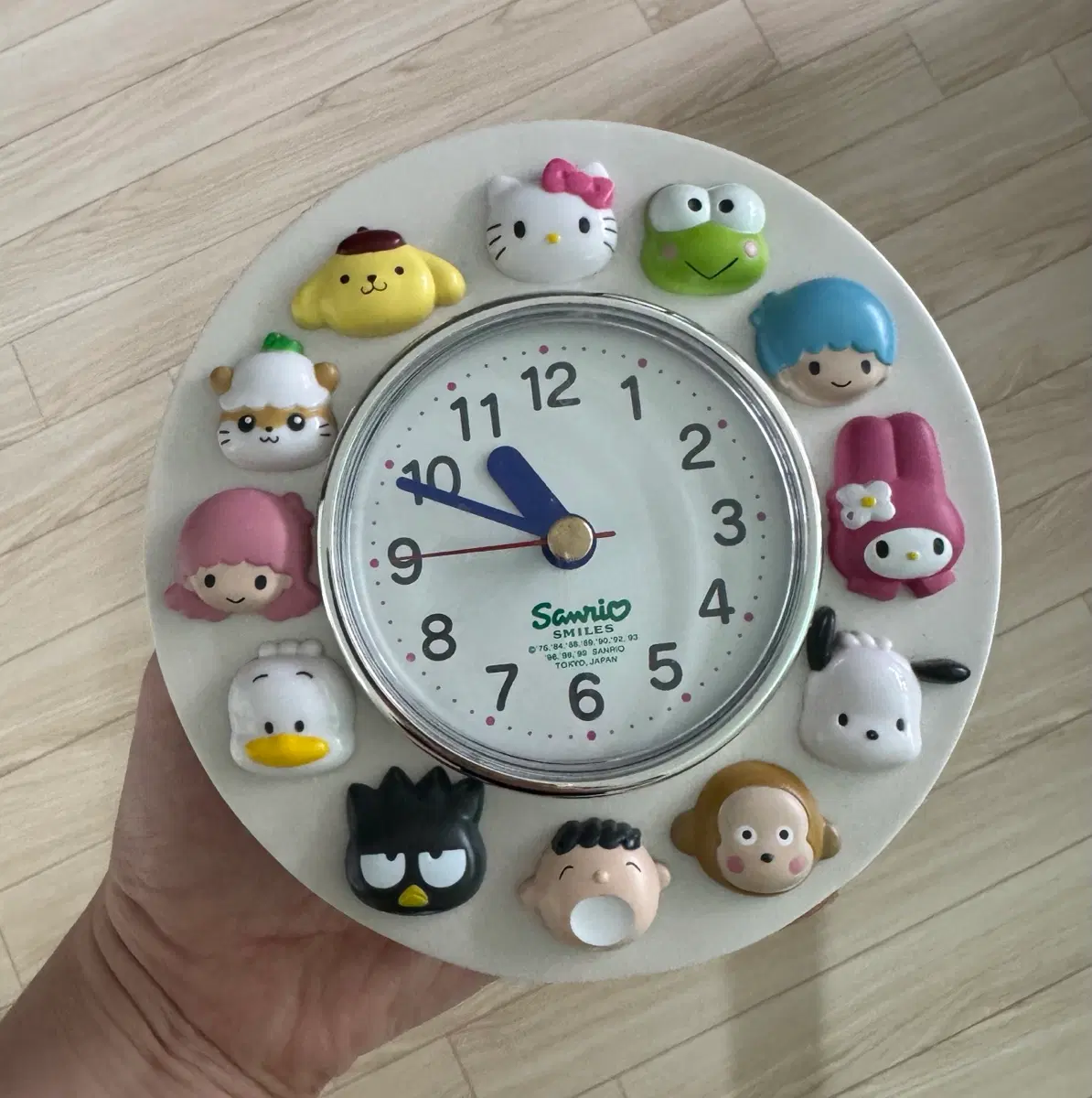 고전 산리오 탁상 시계