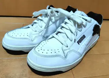 PUMA 화이트 블랙 스니커즈