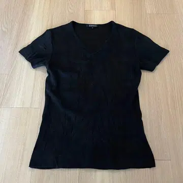 Rare 5351 POUR LES HOMMES V넥 T셔츠 블랙