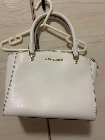 MICHAEL KORS 화이트 핸드백