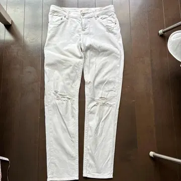 LEVIS 보이프렌드 화이트 데님