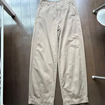 UNIQLO U 와이드 치노 팬츠 하이웨스트