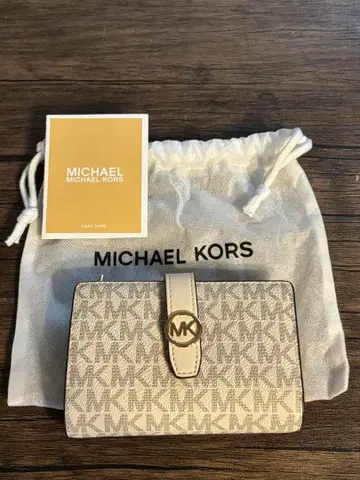 MICHAEL KORS 접이식 지갑 MK 로고 화이트