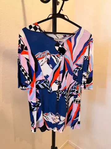 (하자품) EMILIO PUCCI 반팔 상의