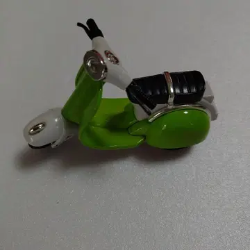 Vespa 스쿠터 미니어처 모델 그린