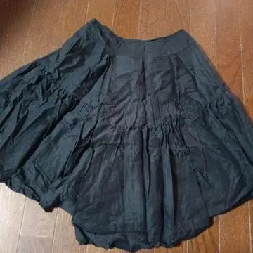 PEACE NOW 블랙 플레어 스커트