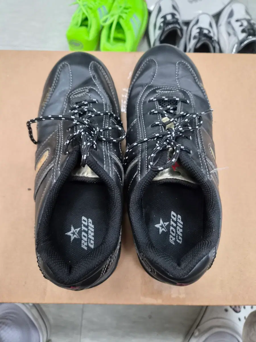중고볼링화 로또그립HP2 235오른손용