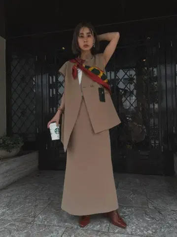 Ameri OTONA 랩 베스트 세트업 드레스 베이지 M