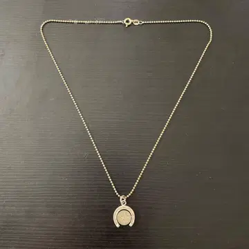 Marc Jacobs 말굽 목걸이