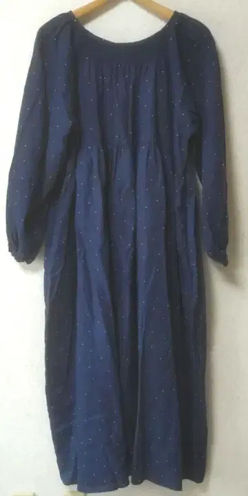 내추럴 바이 클립 린넨 네이비 도트 롱 원피스 루즈핏