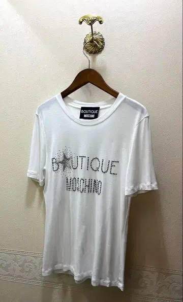 MOSCHINO 모스키노 T셔츠 사이즈 42 새상품급