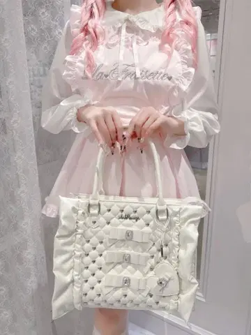 앙크루즈 하트 에이프런 셋업 핑크