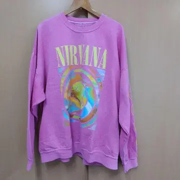 NIRVANA 맨투맨 핑크