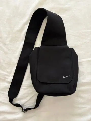 NIKE 원 숄더 바디백