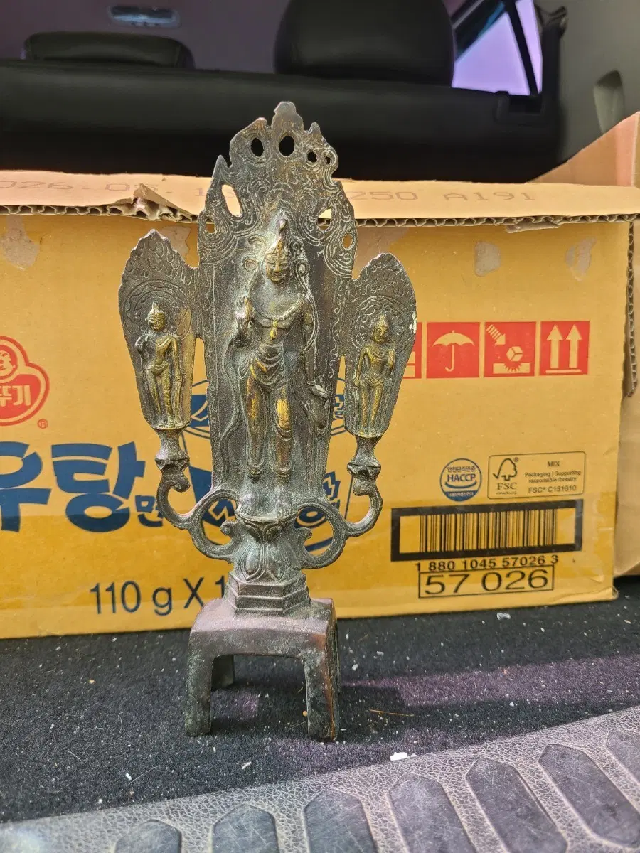 불상 청동