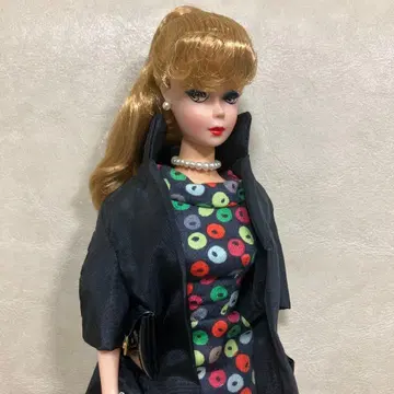 35주년 복각 바비 Barbie 부활절 퍼레이드