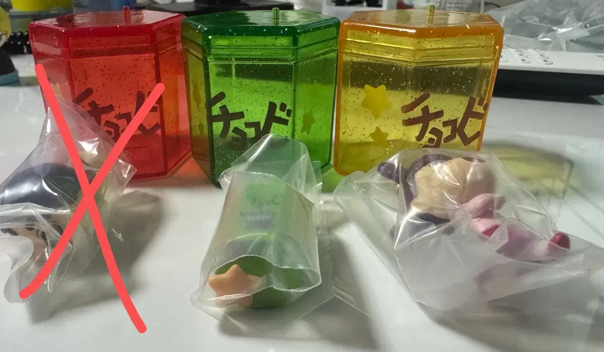 짱구 초코비 케이스 가챠 피규어 4종