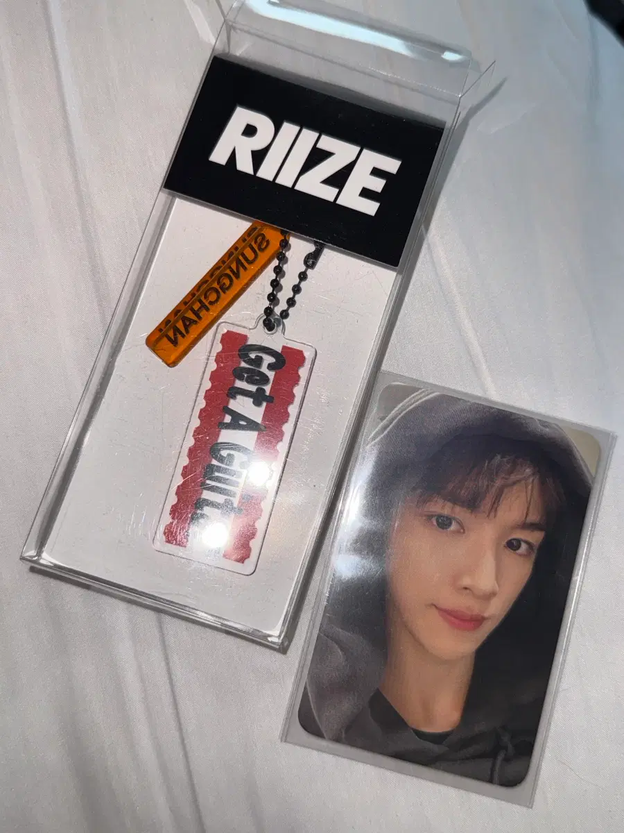 라이즈 성찬 겟어기타 아크릴 키링 포카