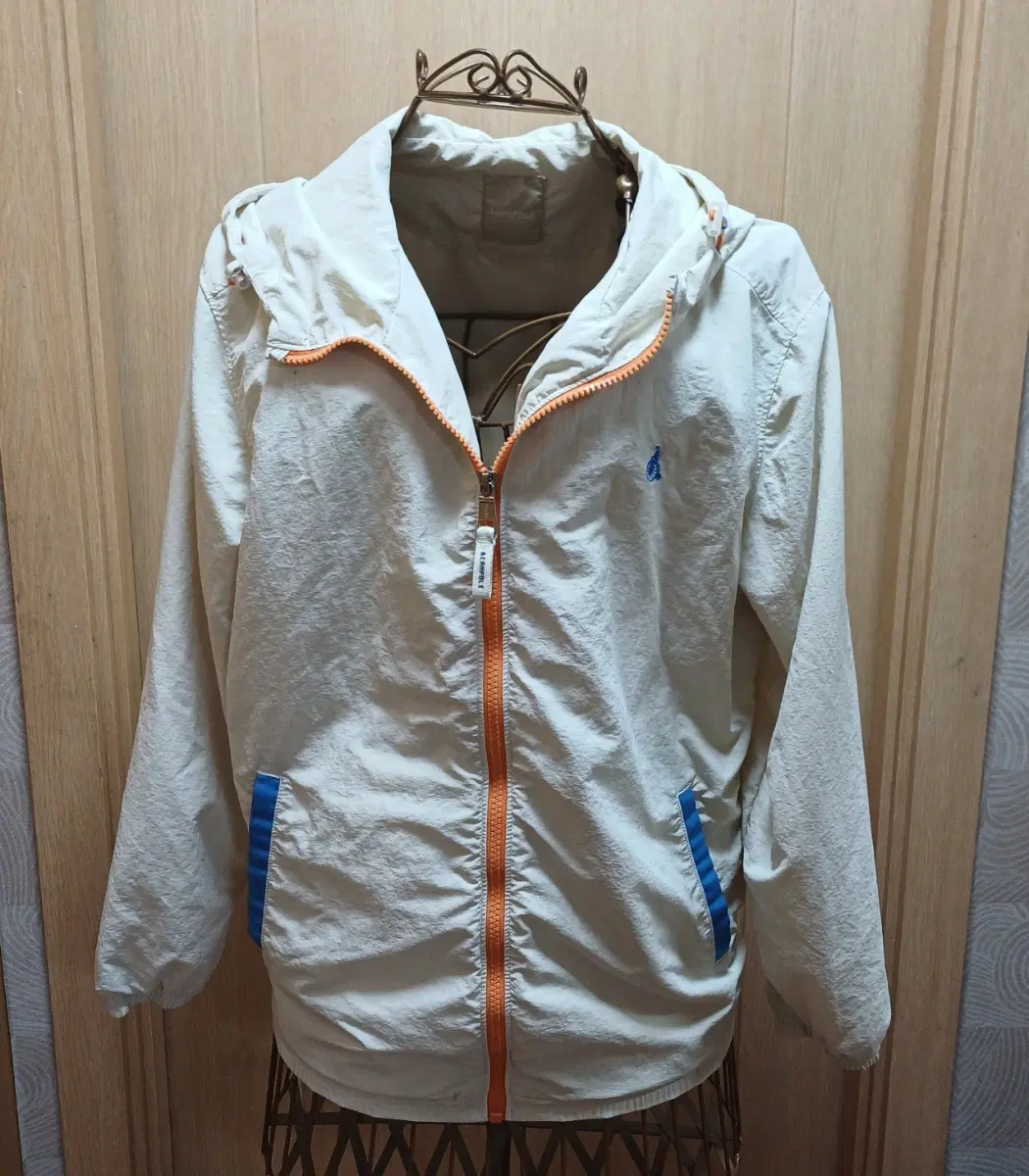 빈폴(BEANPOLE) 주니어 후드 바람막이 자켓 아이보리 160