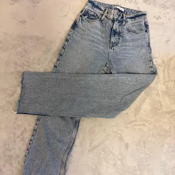 ZARA 스트레이트 데님 라이트 블루 EUR34