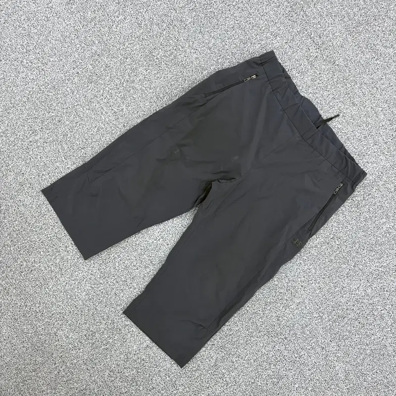 85 코오롱스포츠 등산 7부 반바지 0706J1