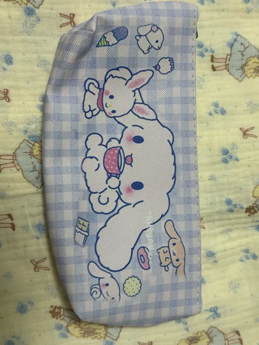 시나모롤 필통