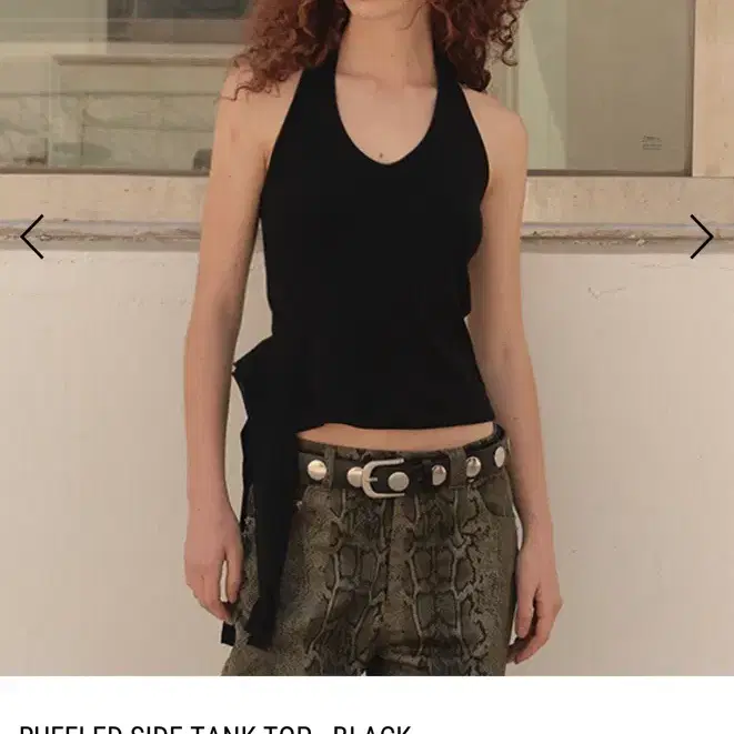오데스 탱크탑 ordes ruffled side tank top