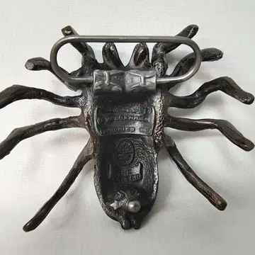 USA [Vinegarroon Foundries] PEWTER 거미 버클