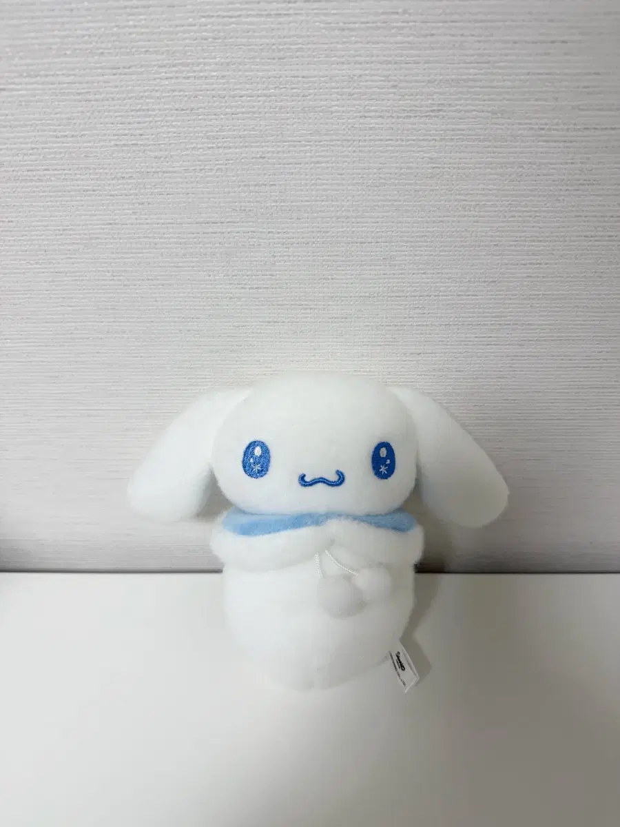 산리오 시나모롤 쿠지 눈사람 인형