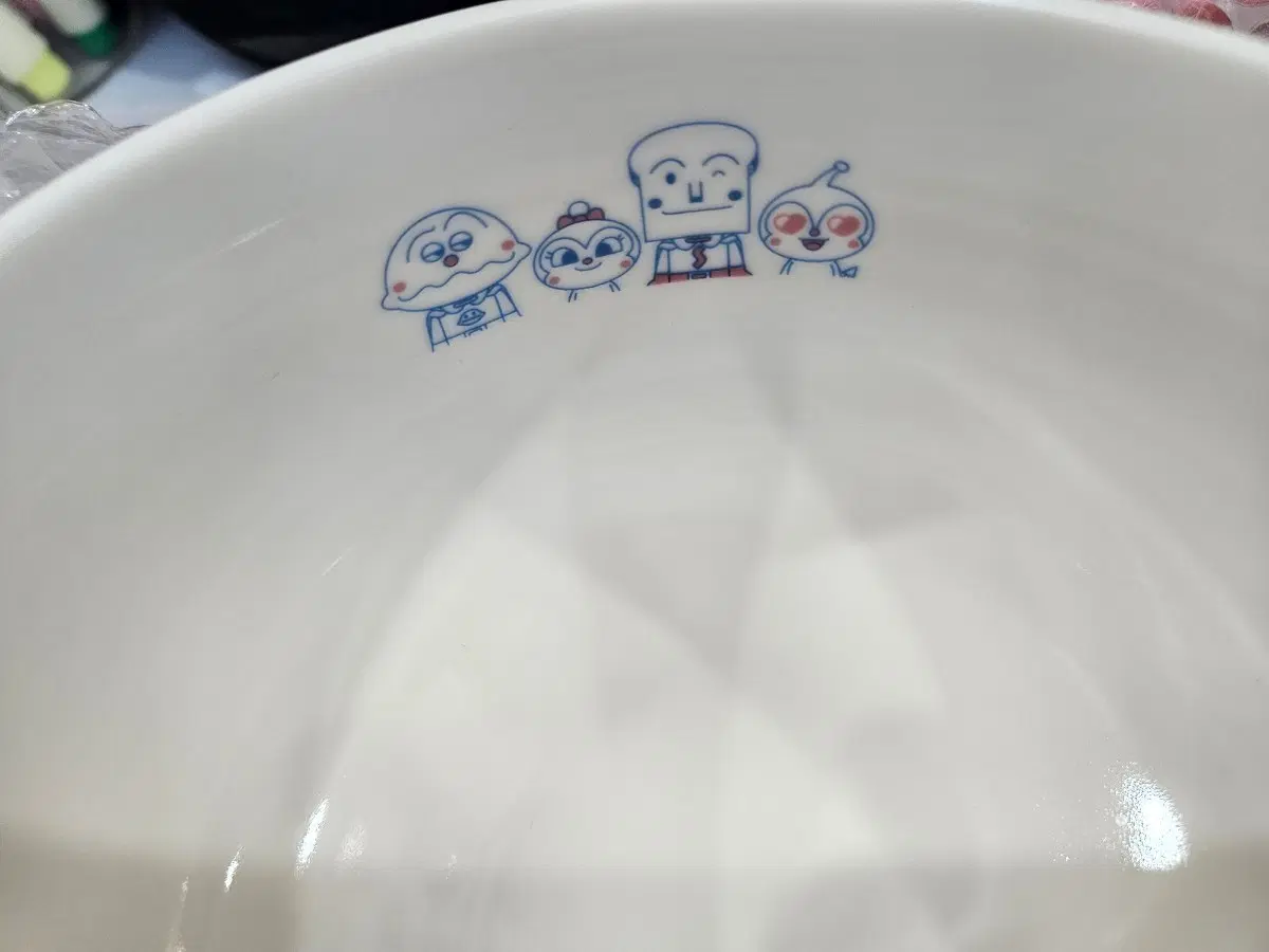 일본 호빵맨 뮤지엄 그릇 식기 새상품
