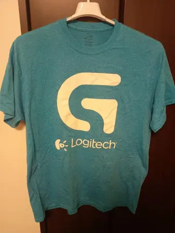 Logitech 로지텍 T셔츠 XL port and company