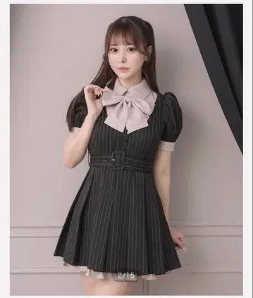 미사용 새상품 리본 타이 플리츠 미니 원피스 블랙 스트라이프 pium
