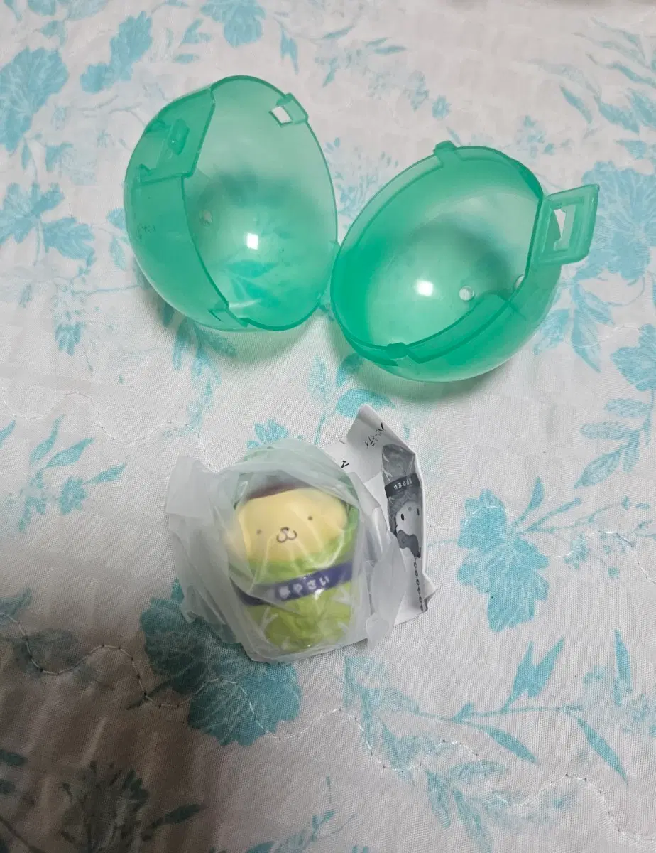 미개봉)산리오 폼폼푸린 배추 가챠 팝니다.
