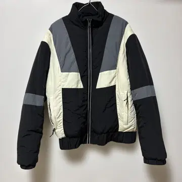 ZARA 나일론 자켓 블랙 화이트 그레이 S