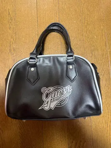 GUESS Originals 미니 보스턴 백 블랙