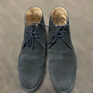 Crockett & Jones 처카 부츠 스웨이드 블랙