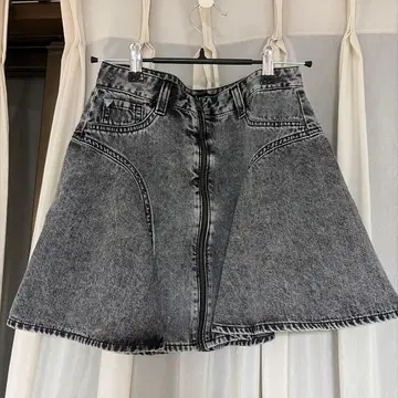 GUESS 데님 스커트 케미컬 워시
