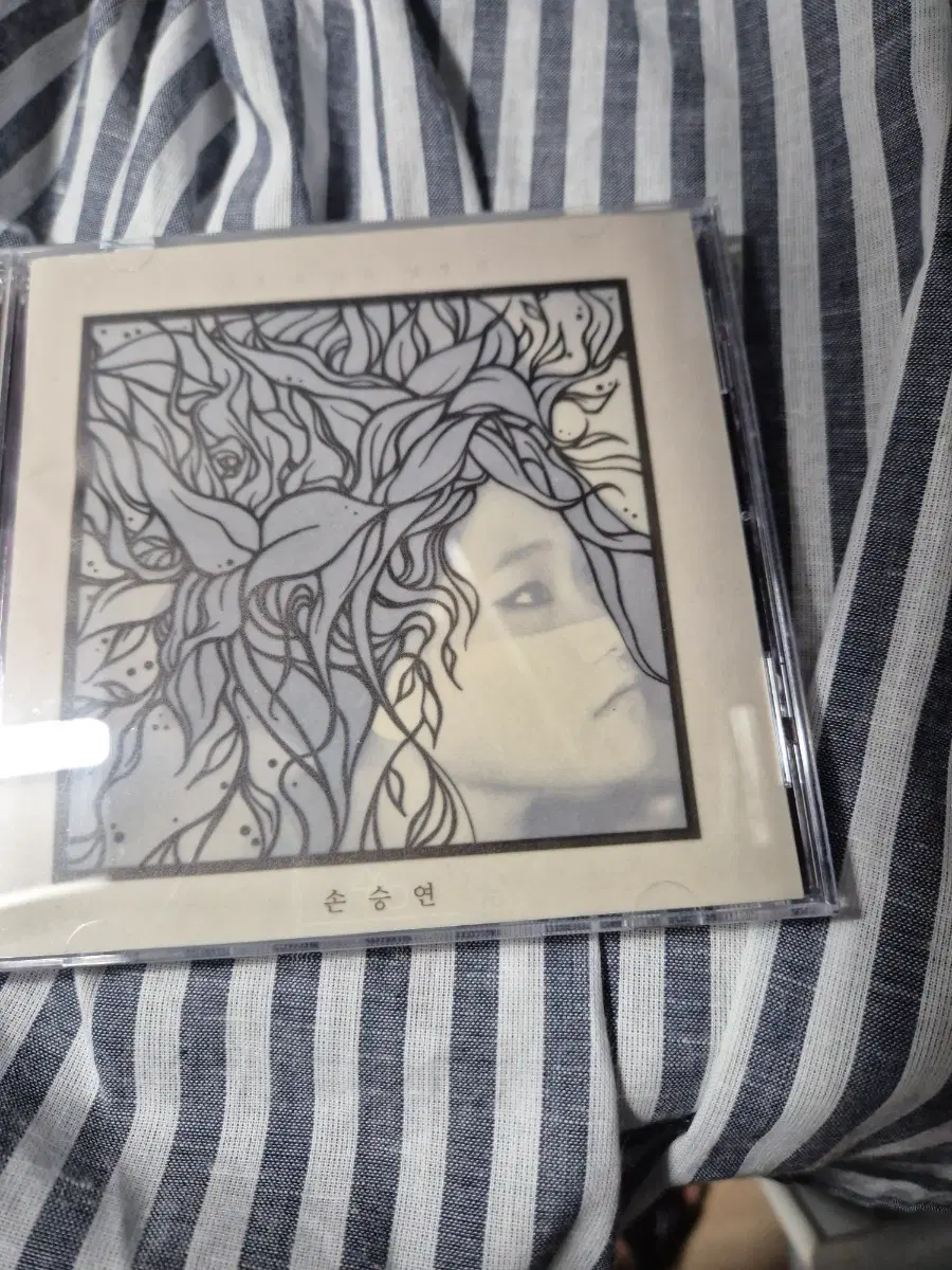 손승연 (미운 오리의 날개짓)CD