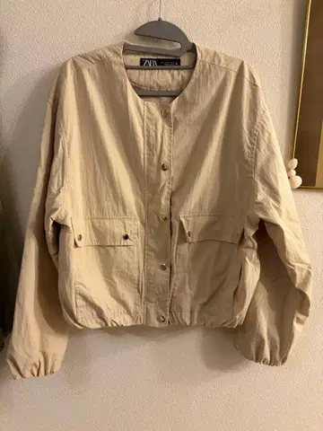 ZARA 크롭 블루종 베이지 M 사이즈