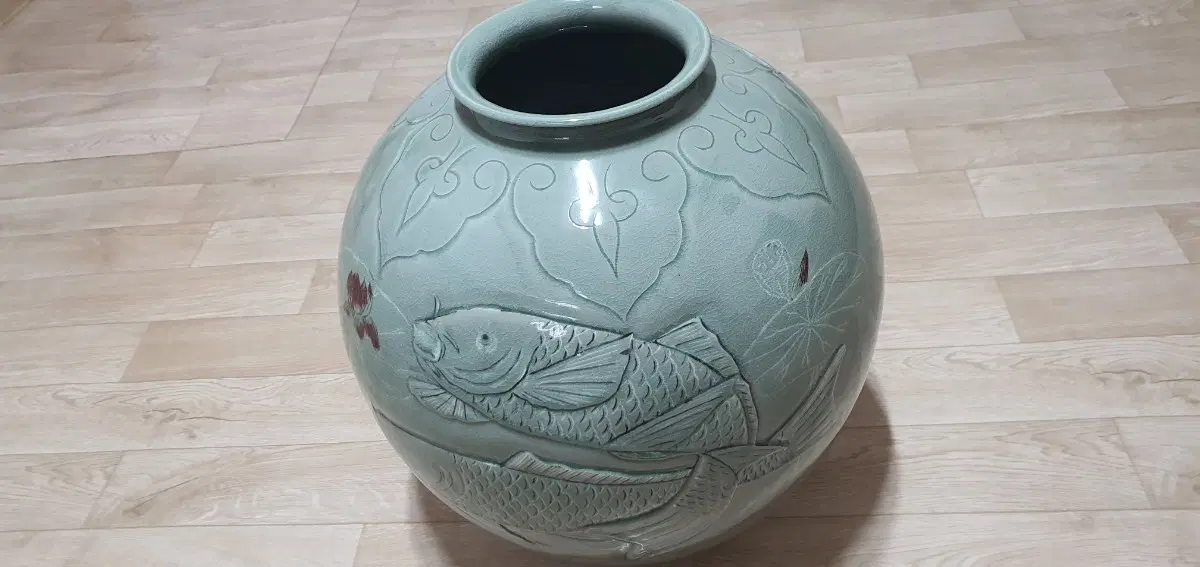 도자기 명품 좌봉  김응한 사기장 작품 청자 양각 어문대호
