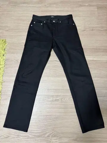 새상품급 A.P.C. New Standard 블랙 데님 29인치