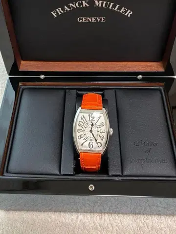 프랭크 뮬러 톤neau 커벡스 7502QZ