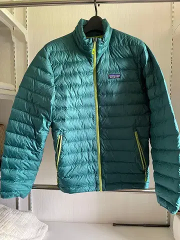 Patagonia 다운 자켓 S 사이즈