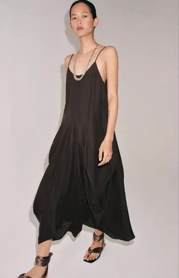 ZARA 드레이프 퍼프 원피스 미사용 새상품