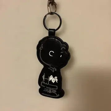 친구의 전 여자친구와 커플 키링